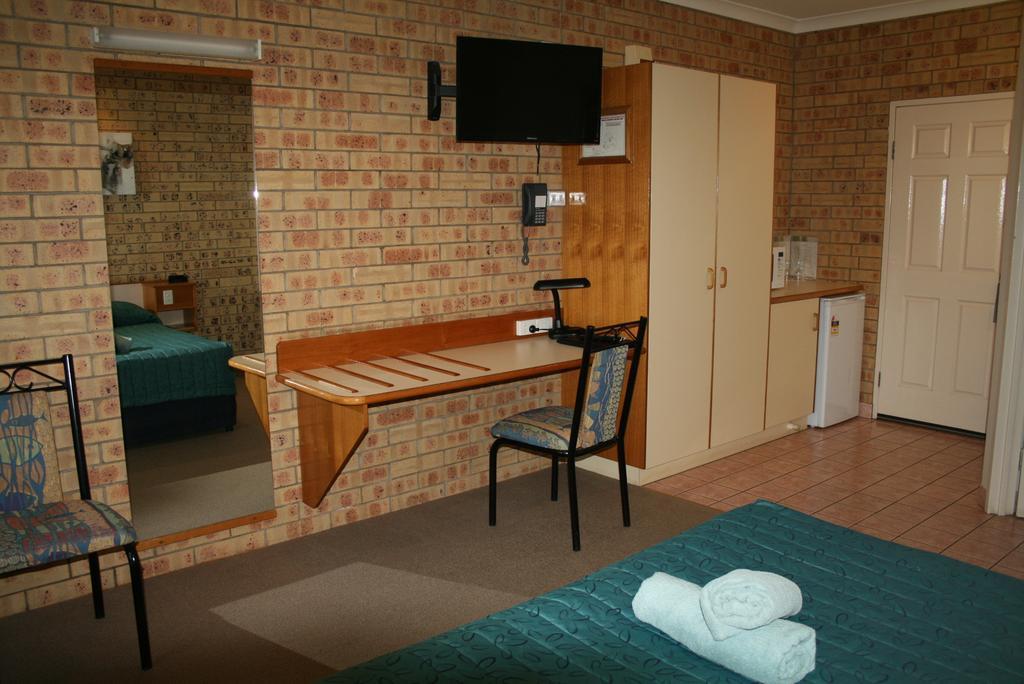 Mulga Country Motor Inn Charleville Rom bilde